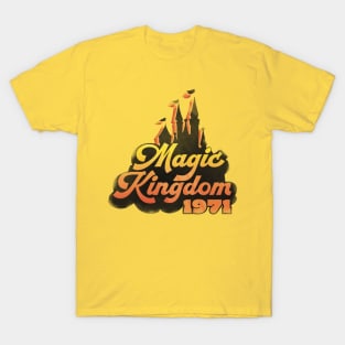 Magic Kingdom 1971 Vintage Distressed T-Shirt